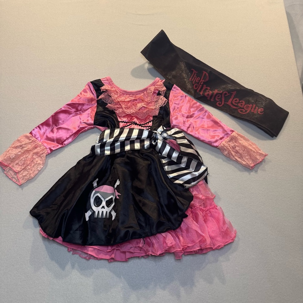 Disney Parks Pink Black Pirate Costume DRESS Child size S With PIRATE HAT!
